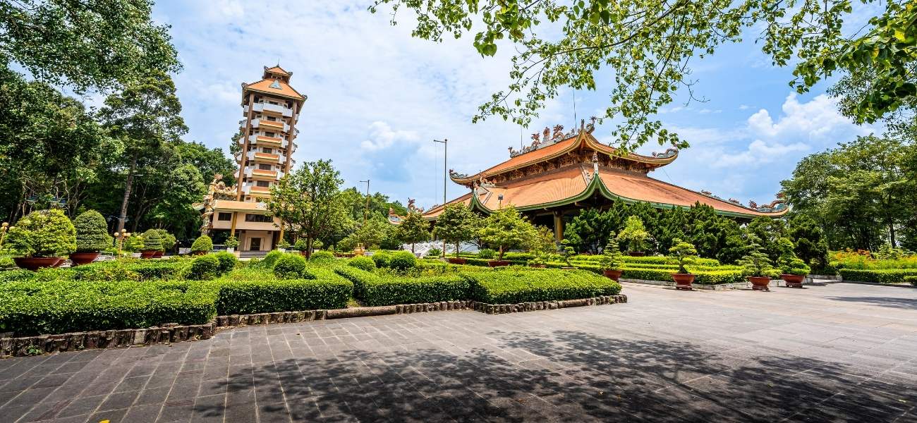 Rediscover Vietnam - A Complete Honeymoon Tour