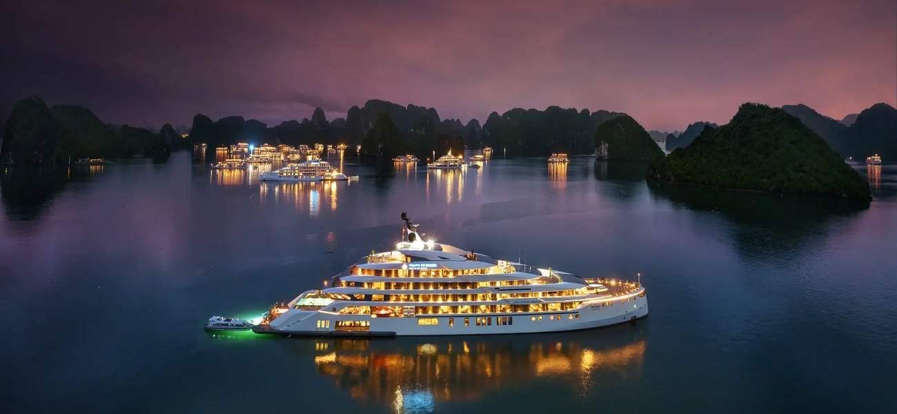 Halong Bay Deluxe Cruise from Hanoi 3 Days
